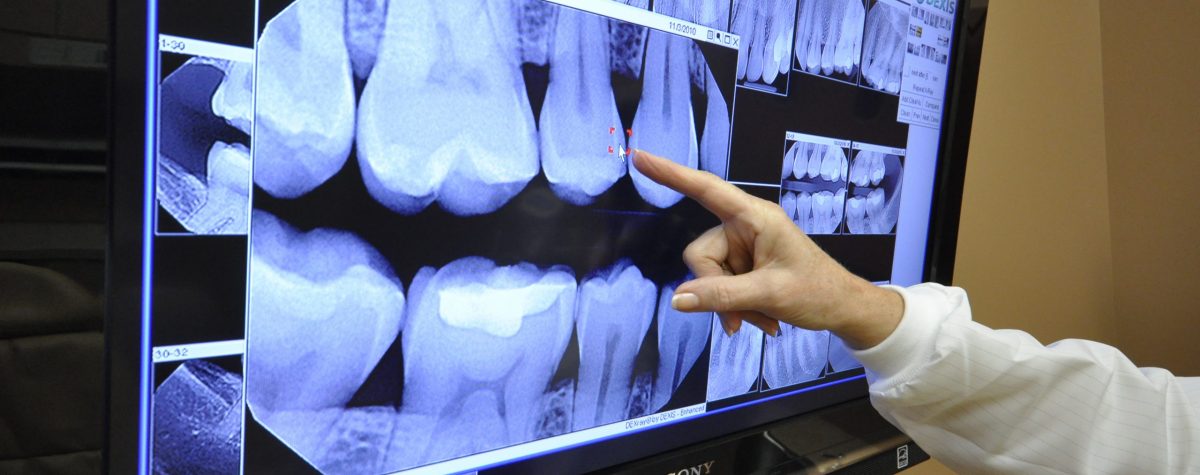 Dental IT Technology to show results to patients or teach other dentists